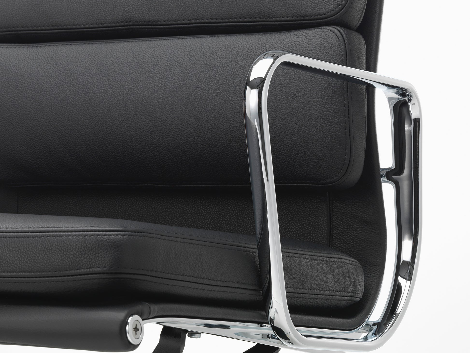 Soft Pad Work Chair EA 217 by Vitra - Chromed Aluminium / Seat: Nero Leather / Back: Plano Nero (L20)