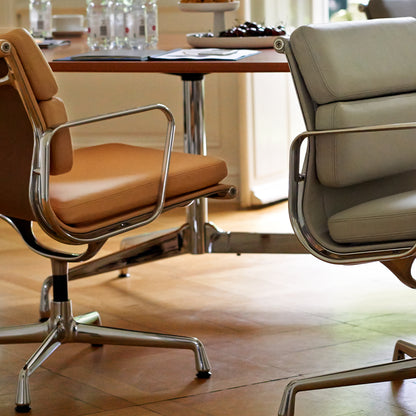 Soft Pad Conference Chair EA 208 by Vitra 