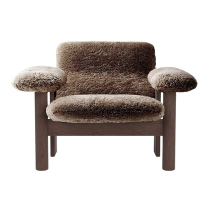 Brasilia Low Back Lounge Chair by Audo Copenhagen - Dark Stained Oak / Sheepskin Sahara