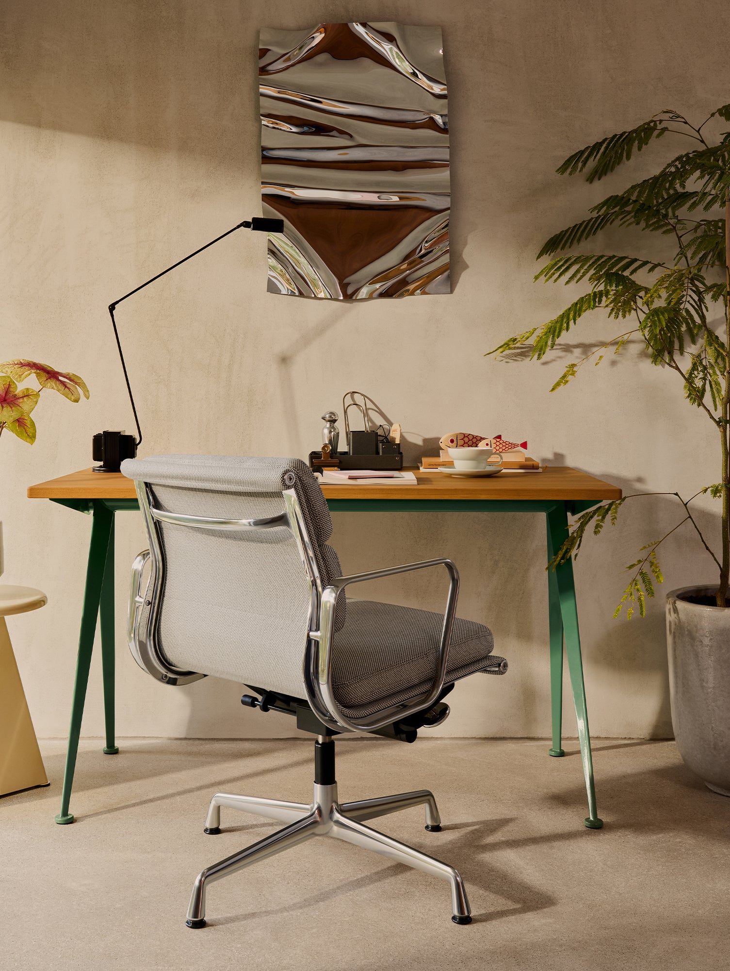 Soft Pad Office Chair EA 231 by Vitra - Laser RE Warm Grey / Cream (F40)