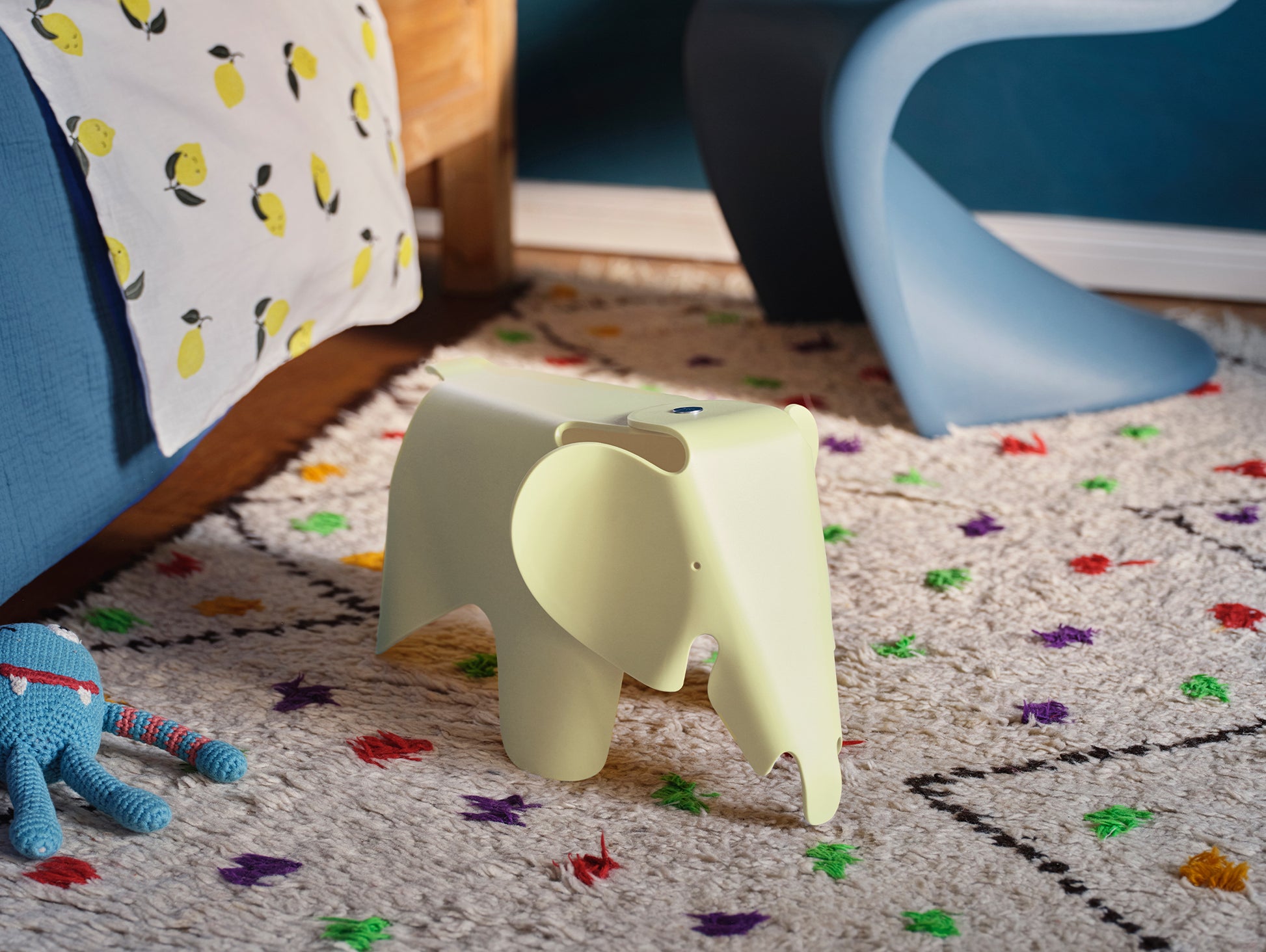 Eames Elephant RE (Small) by Vitra - Canary
