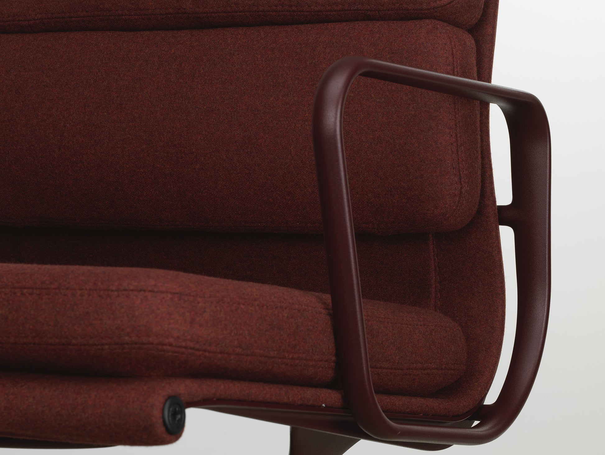 Soft Pad Conference Chair EA 208 by Vitra - Dark Bordeaux Powder-Coated Aluminium / Cosy 2 Chestnut (F80)