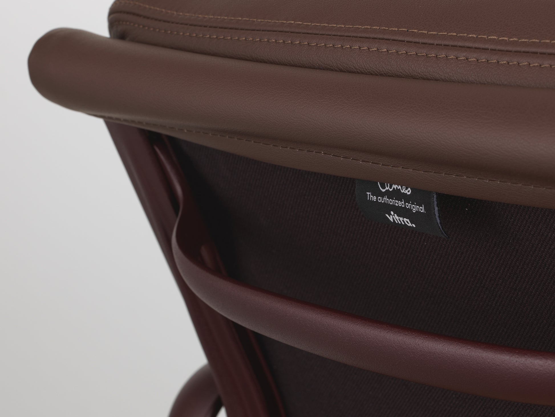 Soft Pad Conference Chair EA 208 by Vitra - Dark Bordeaux Powder-Coated Aluminium / Seat: Marron Premium F Leather / Back: Plano Brown (L50)