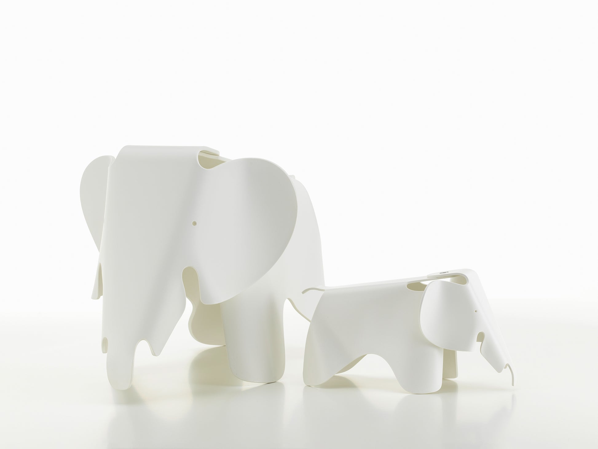 Eames Elephant RE (Small) by Vitra - White