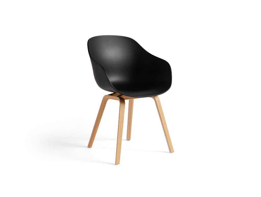 About A Chair AAC 222 - New Colours by HAY / Black Shell / Lacquered Oak Base