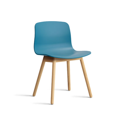 About A Chair AAC 12 - Azure Blue 2.0 Shell / Lacquered Oak Base