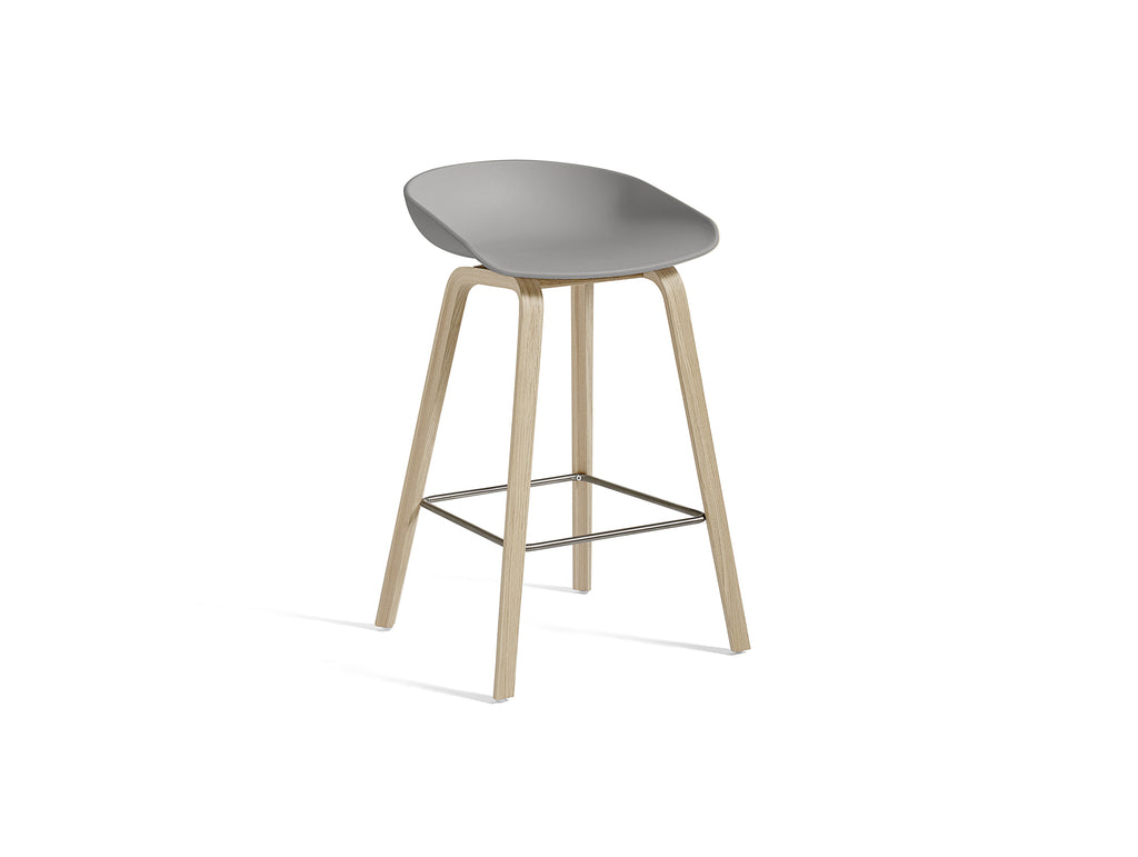 About A Stool AAS 32 by HAY - H 65cm / Concrete Grey  Shell / Soaped Oak Base