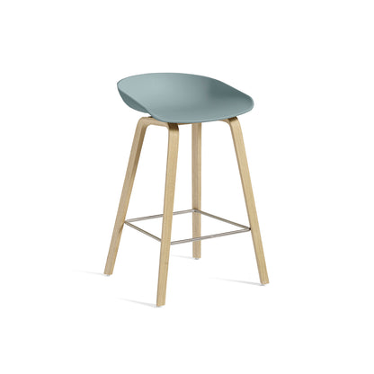 About A Stool AAS 32 by HAY - H 65cm / Dusty Blue  Shell / Soaped Oak Base