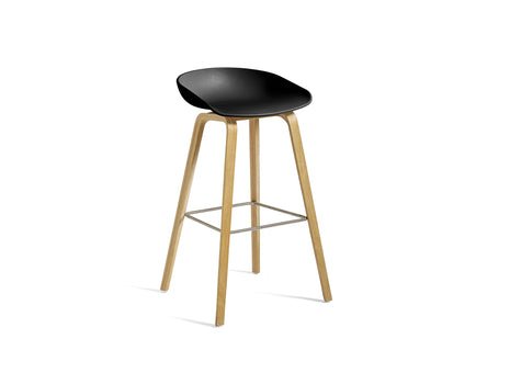 About A Stool AAS 32 by HAY - H 75cm / Black Shell / Lacquered Oak Base