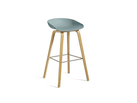 About A Stool AAS 32 by HAY - H 75cm / Dusty Blue Shell / Lacquered Oak Base