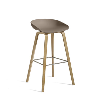 About A Stool AAS 32 by HAY - H 75cm / Khaki Shell / Soaped Oak Base