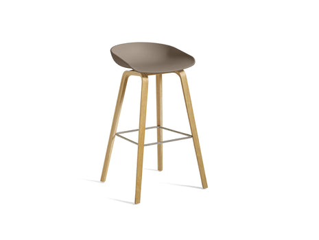 About A Stool AAS 32 by HAY - H 75cm / Khaki Shell / Lacquered Oak Base