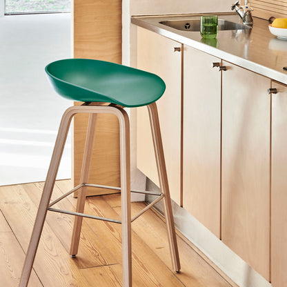 About A Stool AAS 32 by HAY - H 75 cm / Teal Green Shell / Lacquered Oak Base