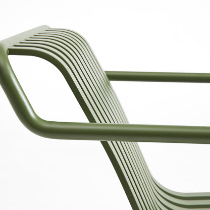 Palissade Cantilever Lounge Chair Low by HAY - Olive