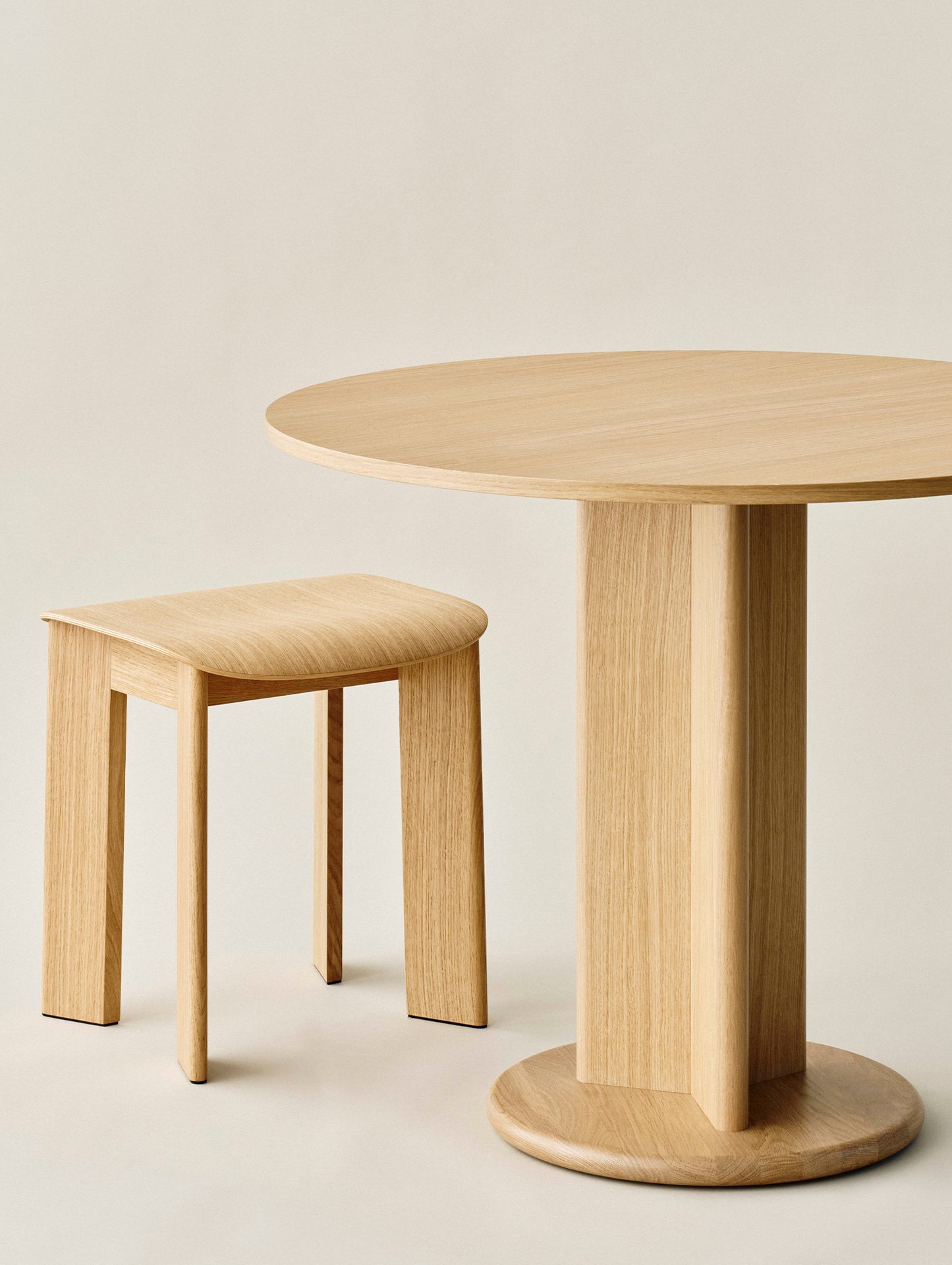 Chisel 29 Table - Round