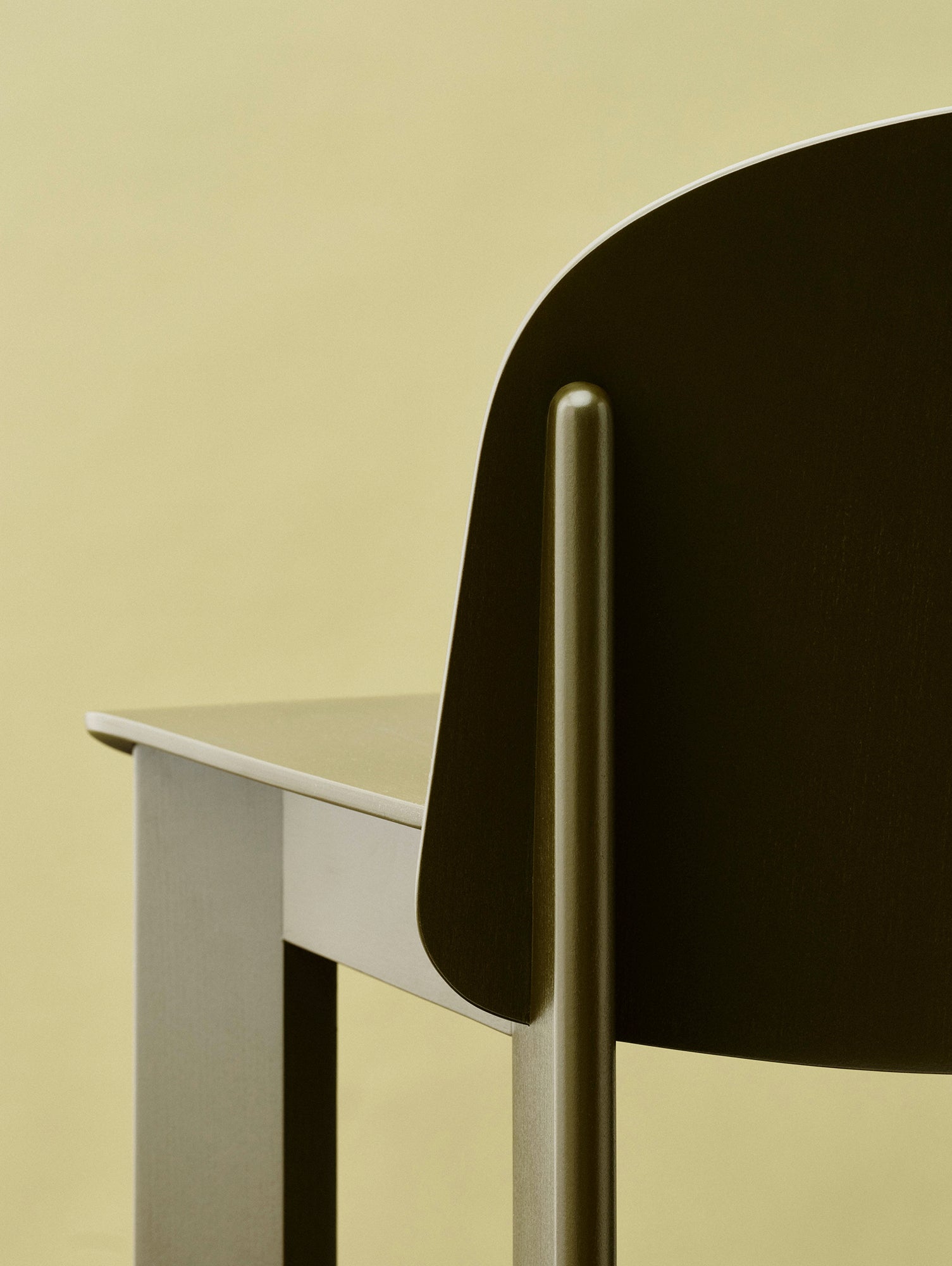 Chisel 35 Bar Stool by HAY