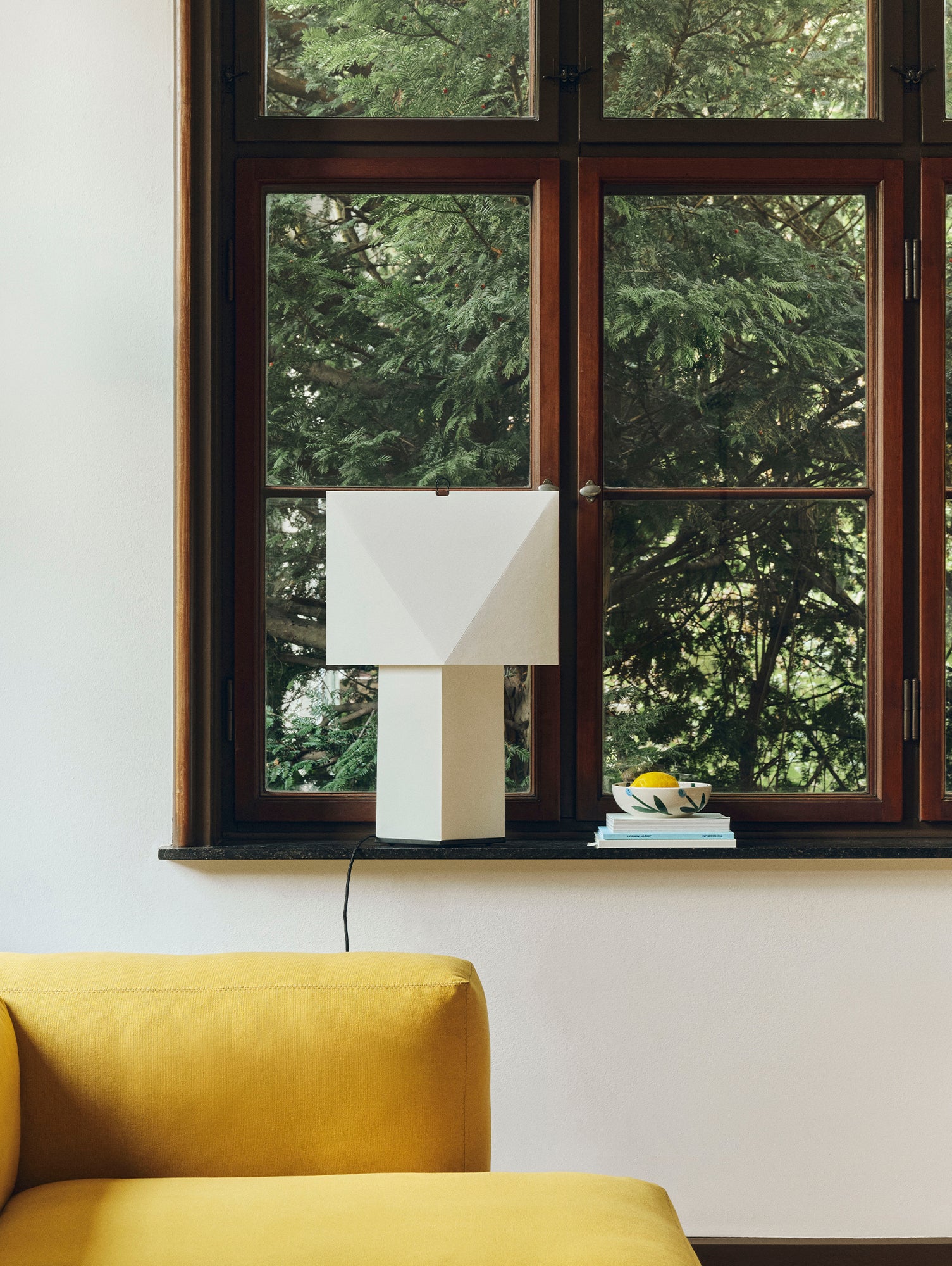 Aplat Table Lamp by HAY