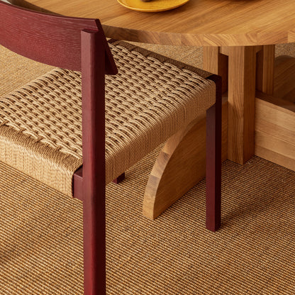Puffin Round Dining Table (Solid Oak)