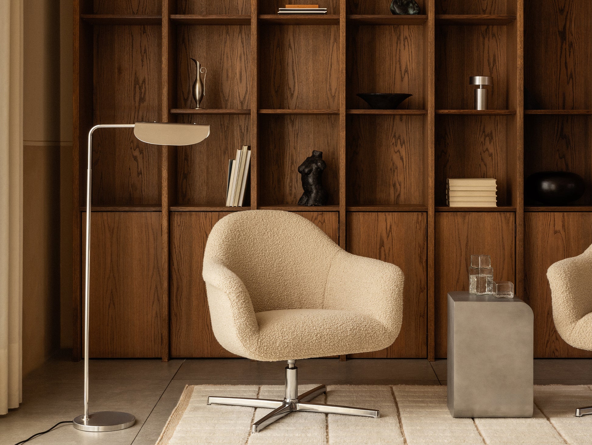 Wing Floor Lamp by Audo Copenhagen - Polished Aluminium