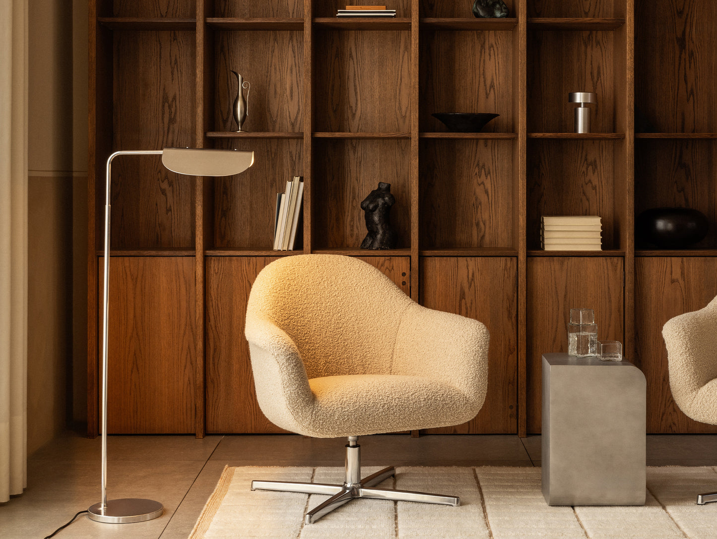 Wing Floor Lamp by Audo Copenhagen - Polished Aluminium