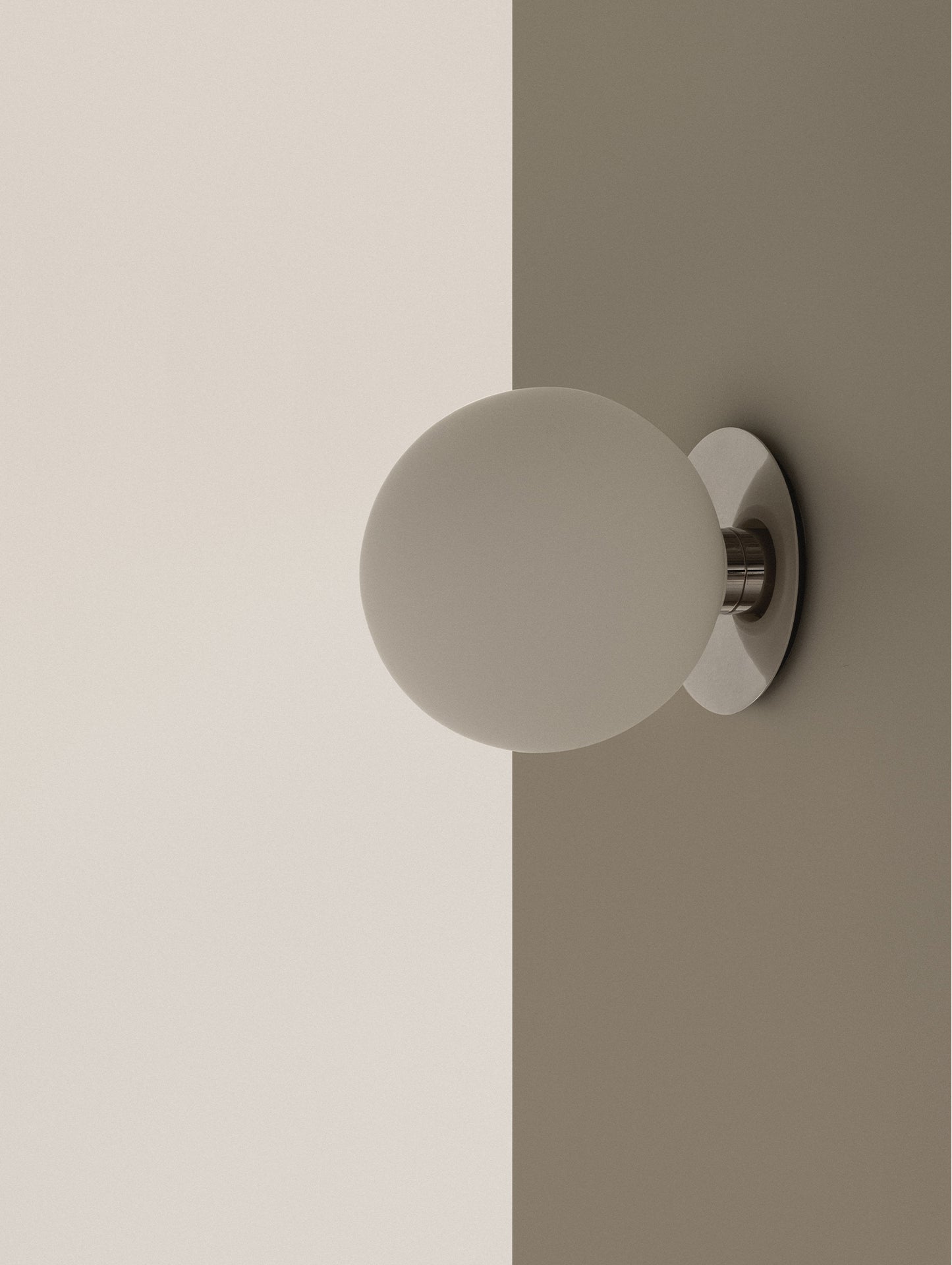 TR Wall and Ceiling Light