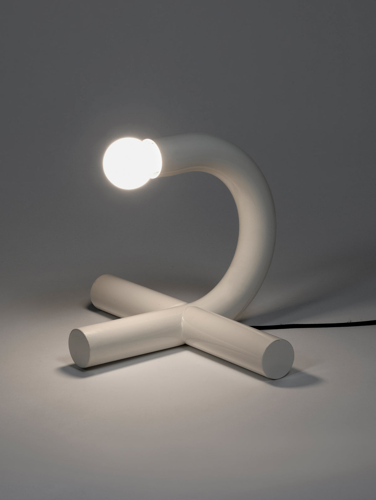 La Tre Table Lamp