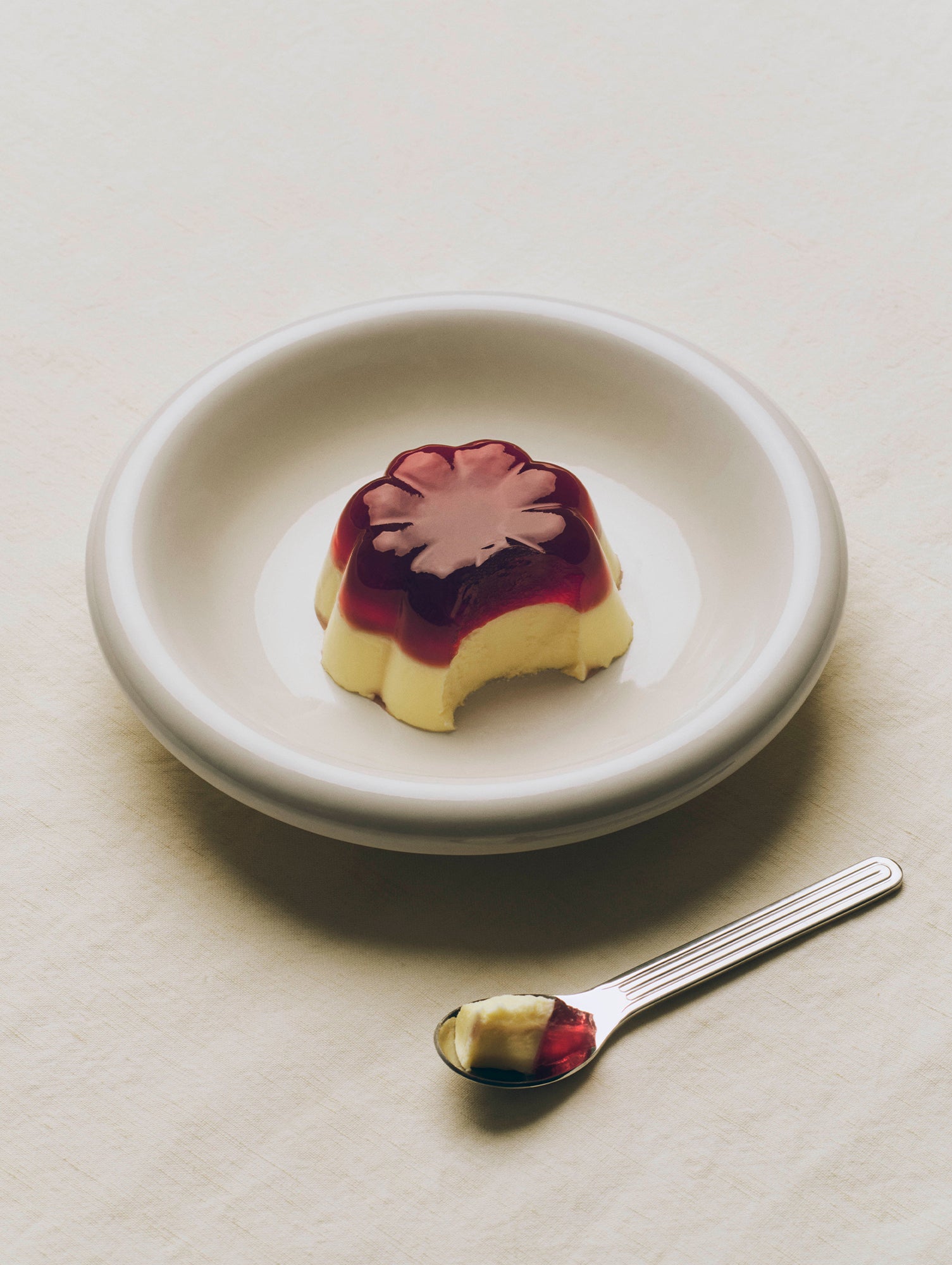 Barro Bowl by HAY - Off White