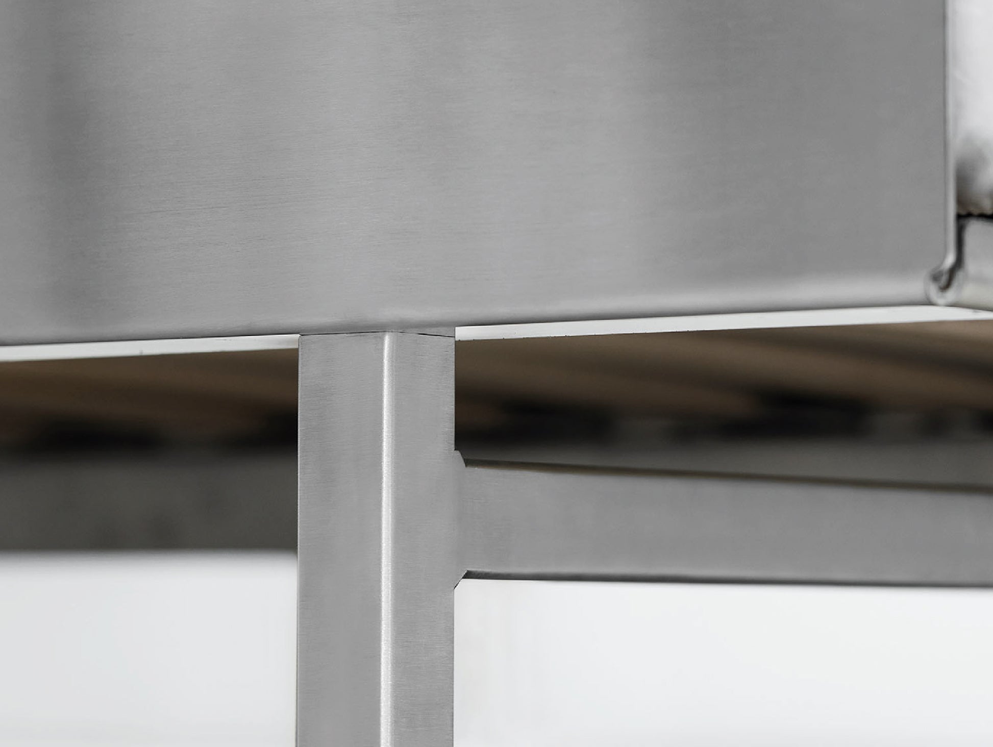 Bed 90 cm (Low) - Stainless Steel by Moebe