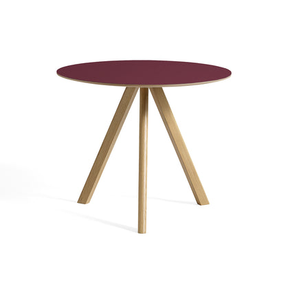 CPH 20 by HAY - Diameter: 90 cm / Lacquered Oak (Water-Based) / Burgundy Linoleum Tabletop