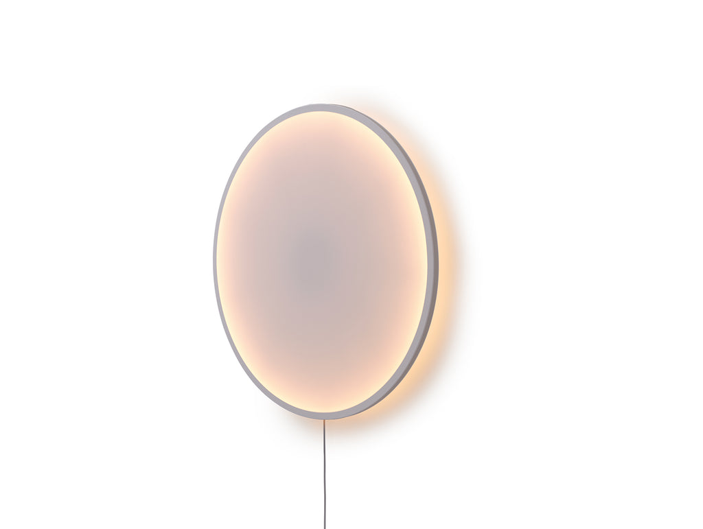 Calm Wall Lamp by Muuto - D90 cm / With an Inline Dimmer and Plug / White Shade / Grey Edge