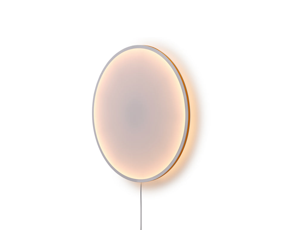 Calm Wall Lamp by Muuto - D90 cm / With an Inline Dimmer and Plug / White Shade / Orange Edge