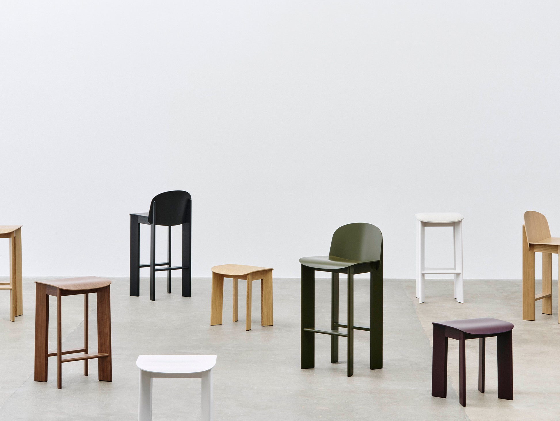 Chisel 30 Bar Stool by HAY