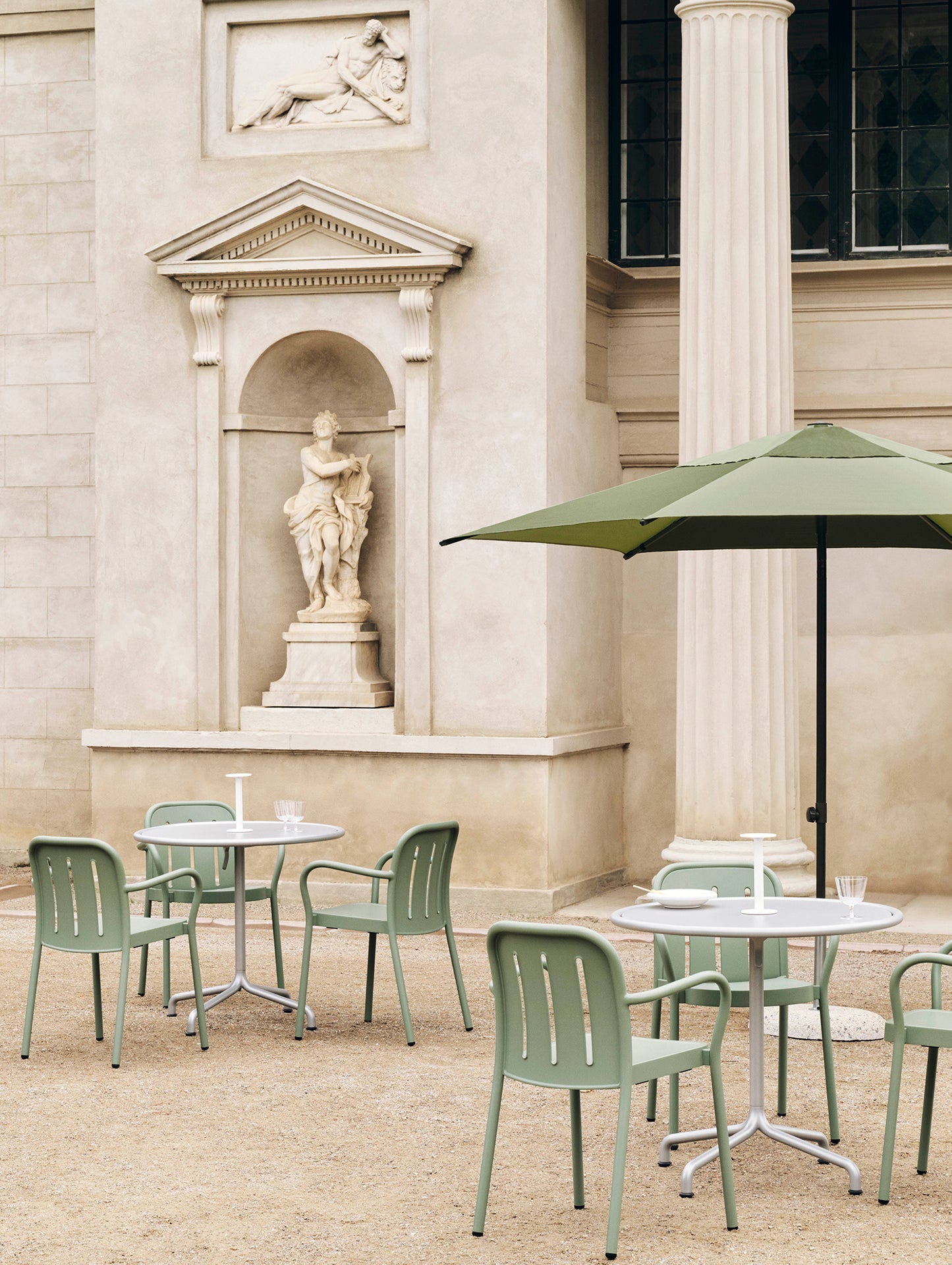 Terrazza Parasol Base by HAY