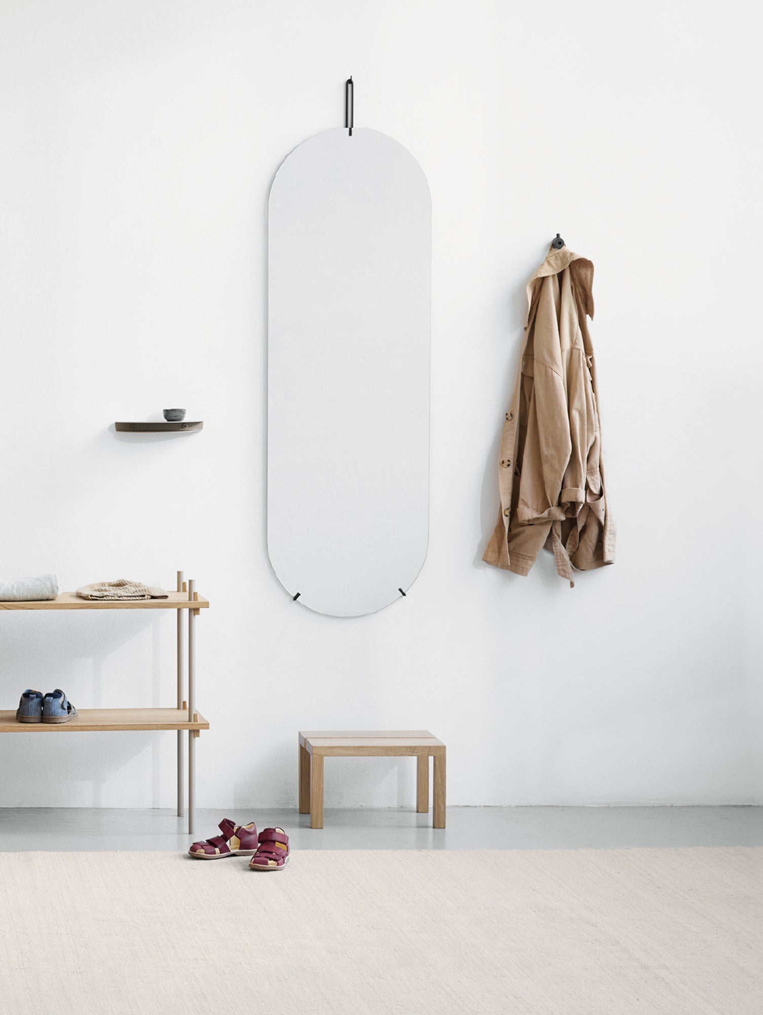 Half Moon Shelf by Moebe 