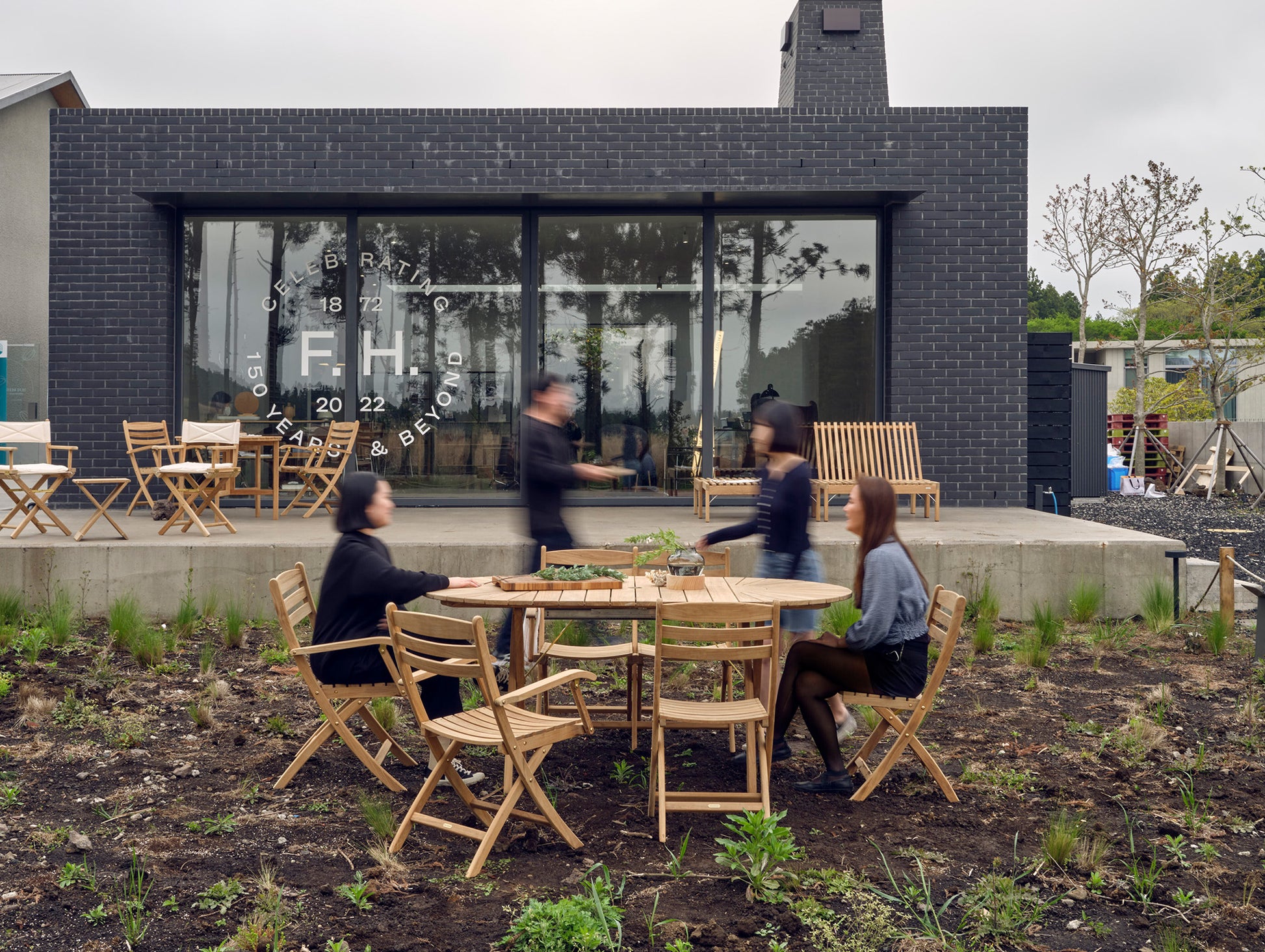 Selandia Chair by Fritz Hansen