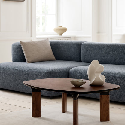 Analog Coffee Table (JH63A) by Fritz Hansen - Walnut