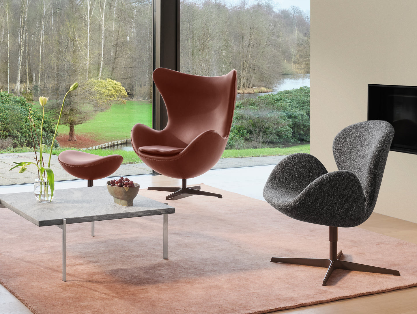 Egg Footstool by Fritz Hansen - Chestnut Grace Leather