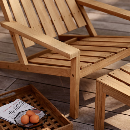 Between Lines Deck Chair by Fritz Hansen