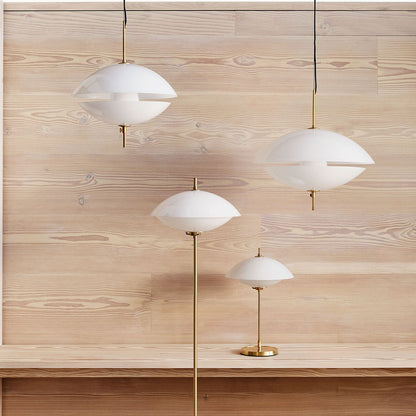 Clam Table Lamp by Fritz Hansen