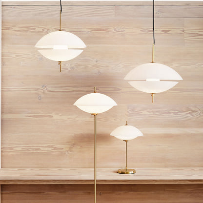 Clam Table Lamp by Fritz Hansen