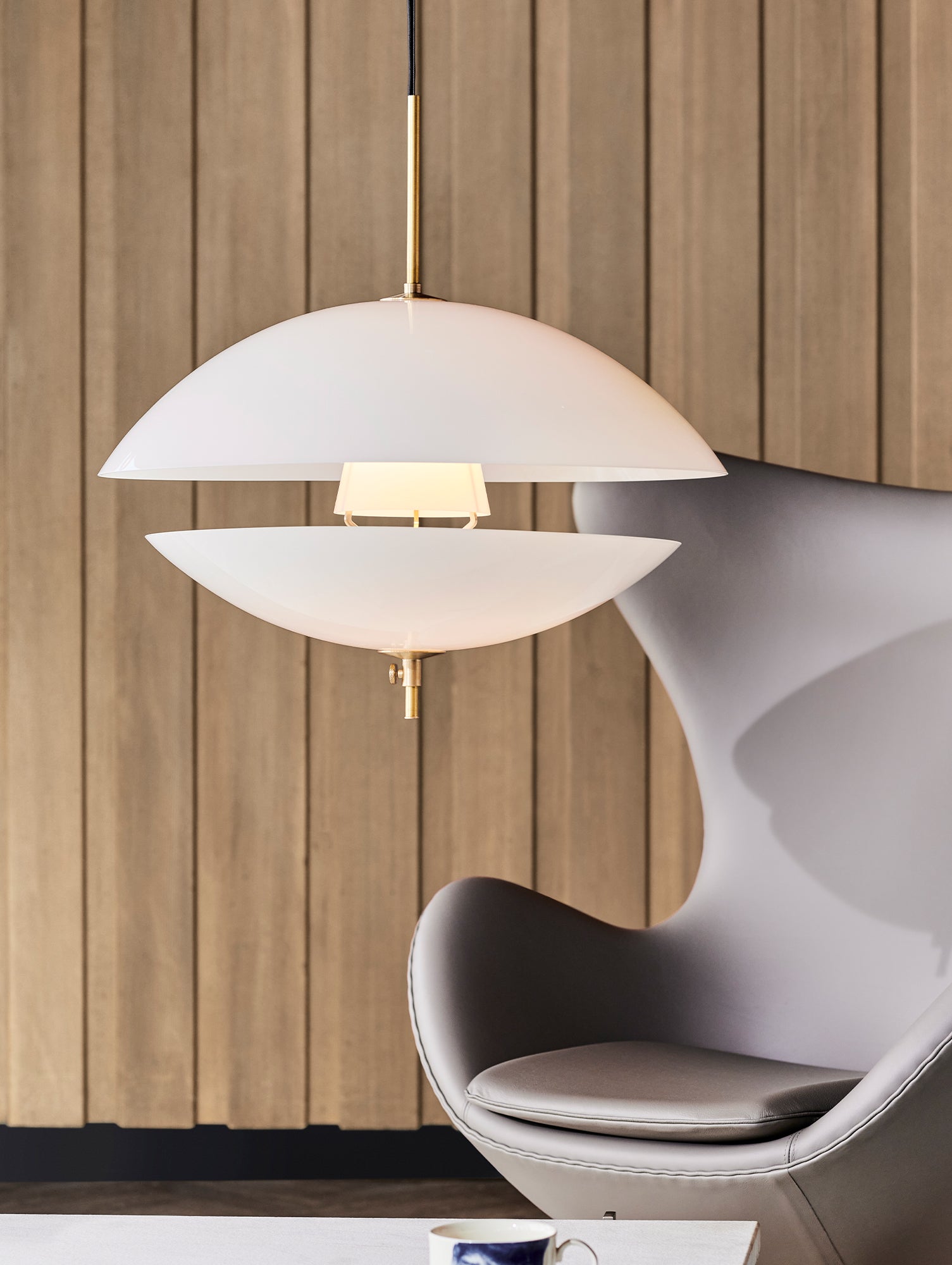 Clam Pendant Lamp by Fritz Hansen 