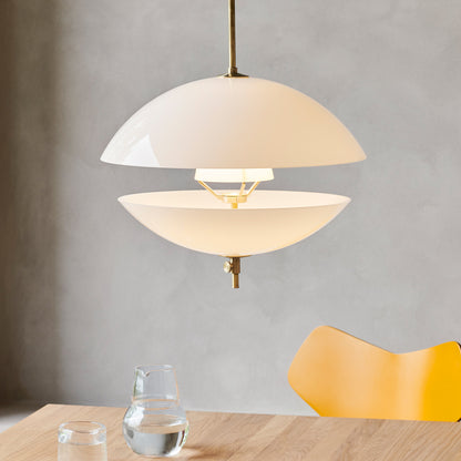 Clam Pendant Lamp by Fritz Hansen 