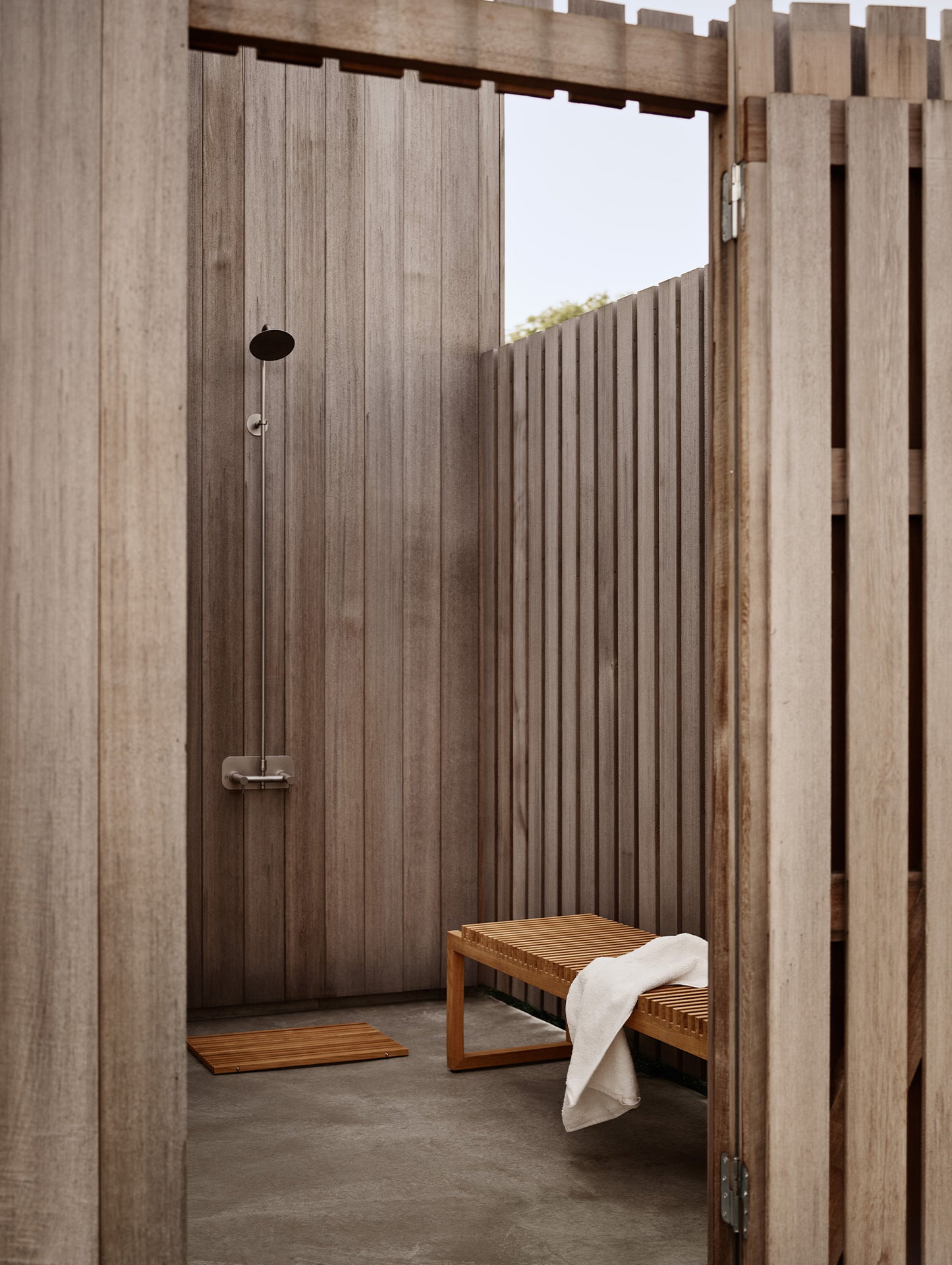 Cutter Bench by Fritz Hansen