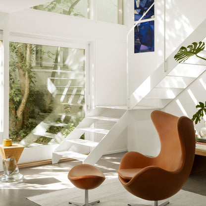 Egg Footstool by Fritz Hansen - Walnut Grace Leather