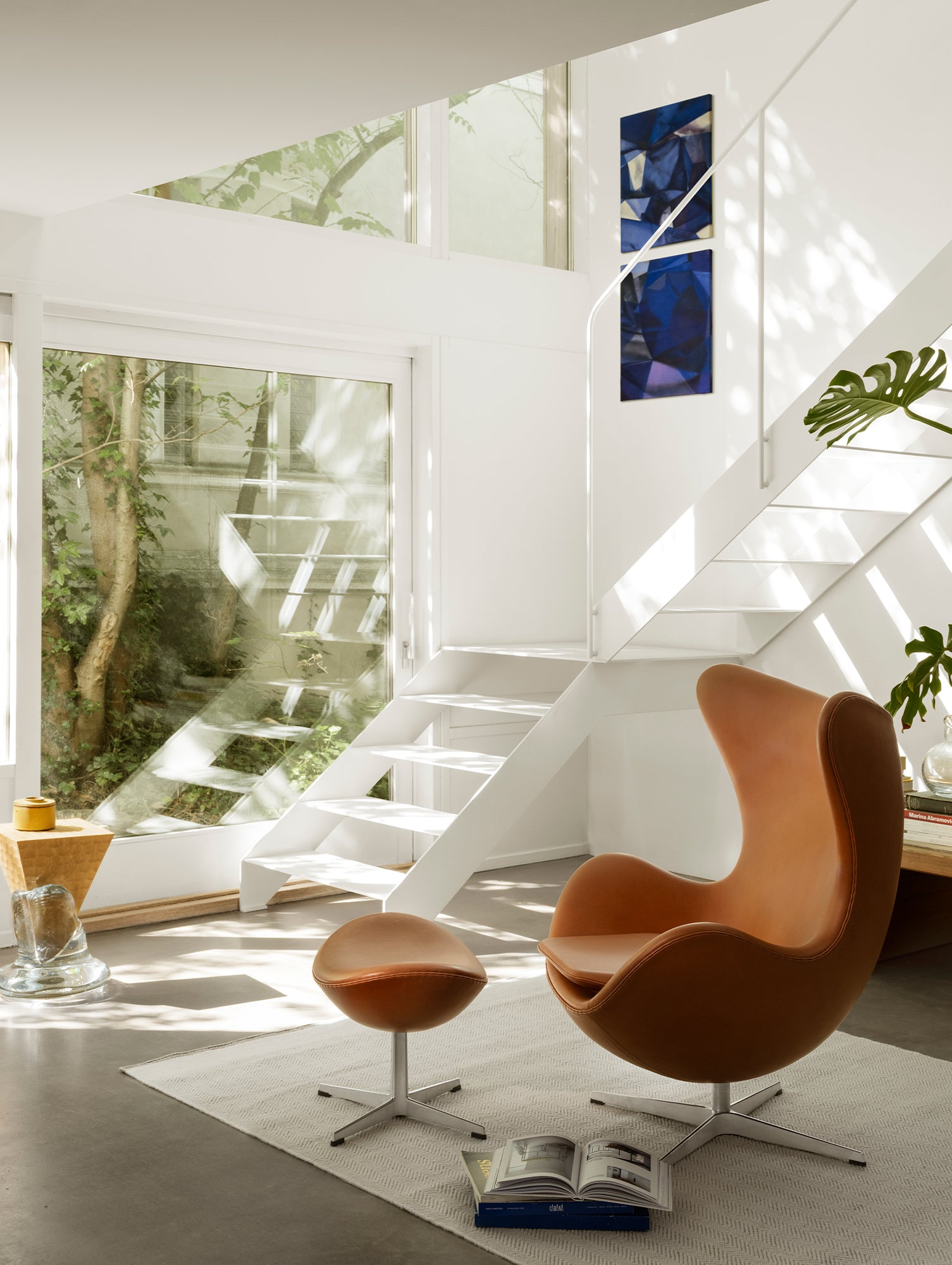 Egg Footstool by Fritz Hansen - Walnut Grace Leather