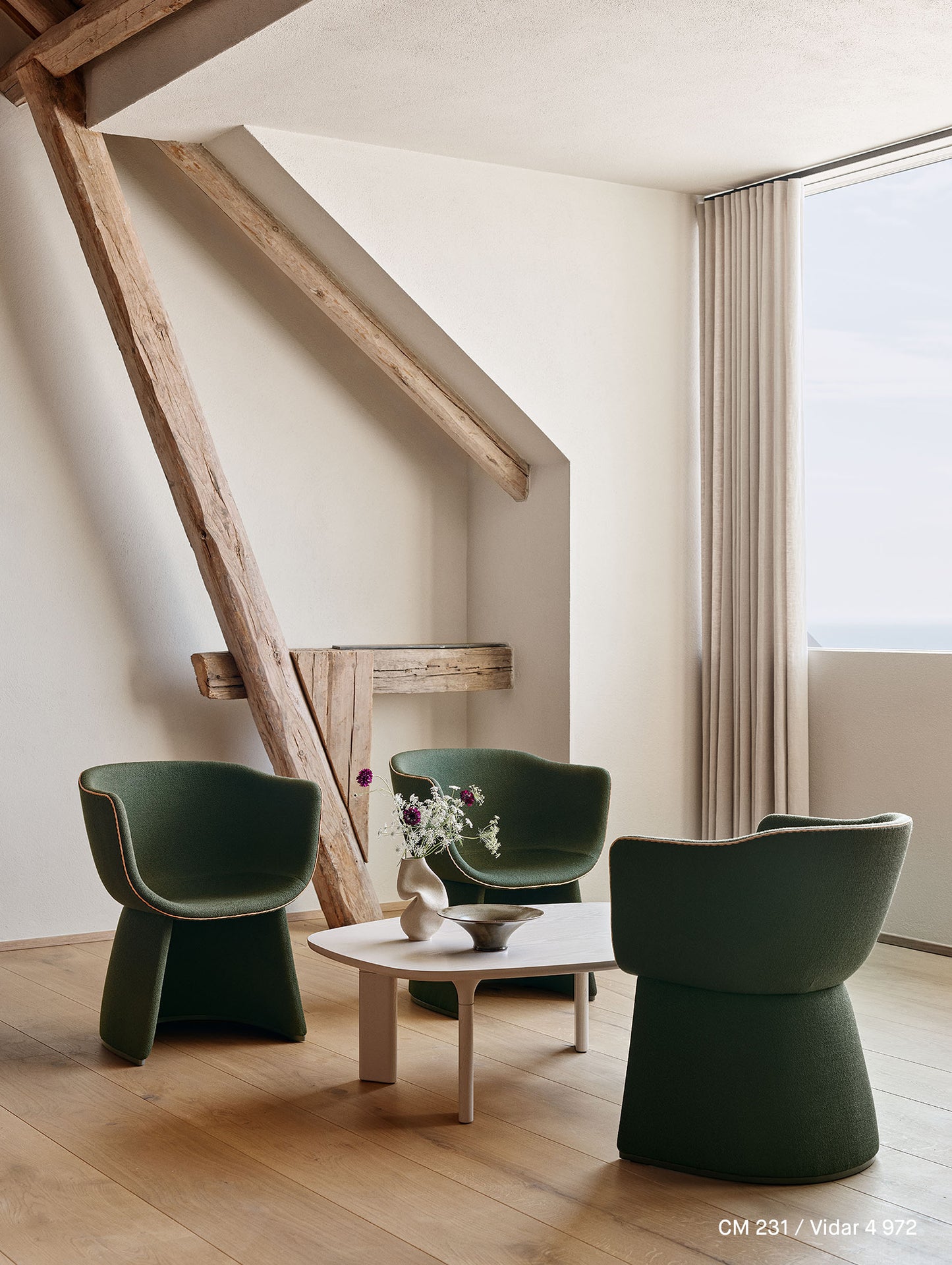 Monolit Lounge Chair