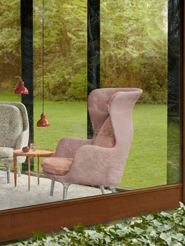 Ro Lounge Chair - Mixed Upholstery by Fritz Hansen - Brushed Aluminium Base (JH1) / Shell: Steelcut 3 605 / Cushions: Nabis 0011