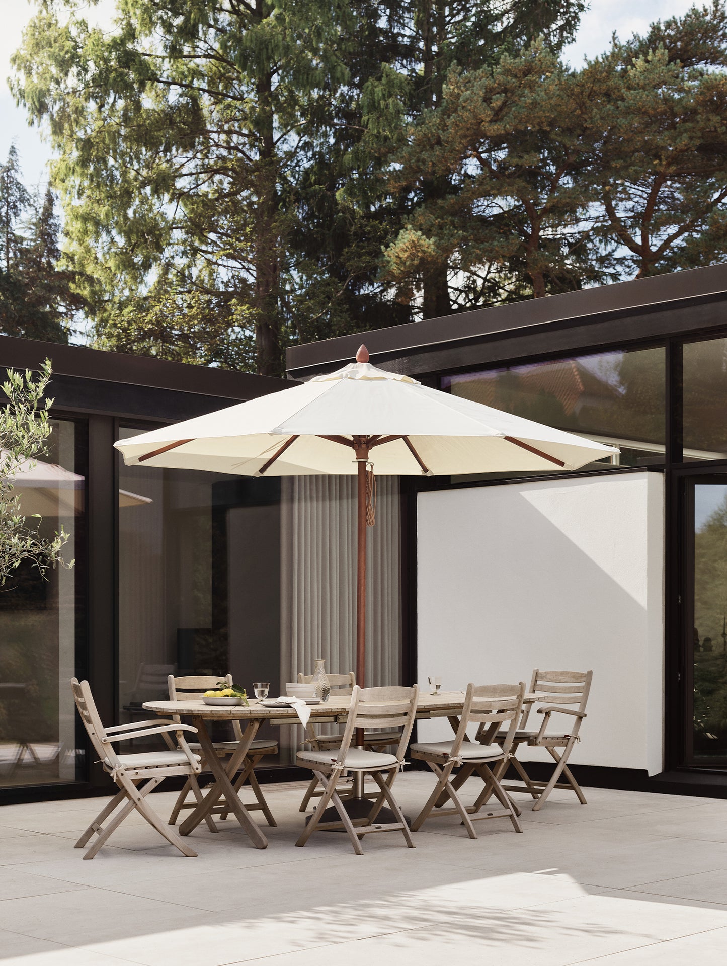 Selandia Armchair by Fritz Hansen