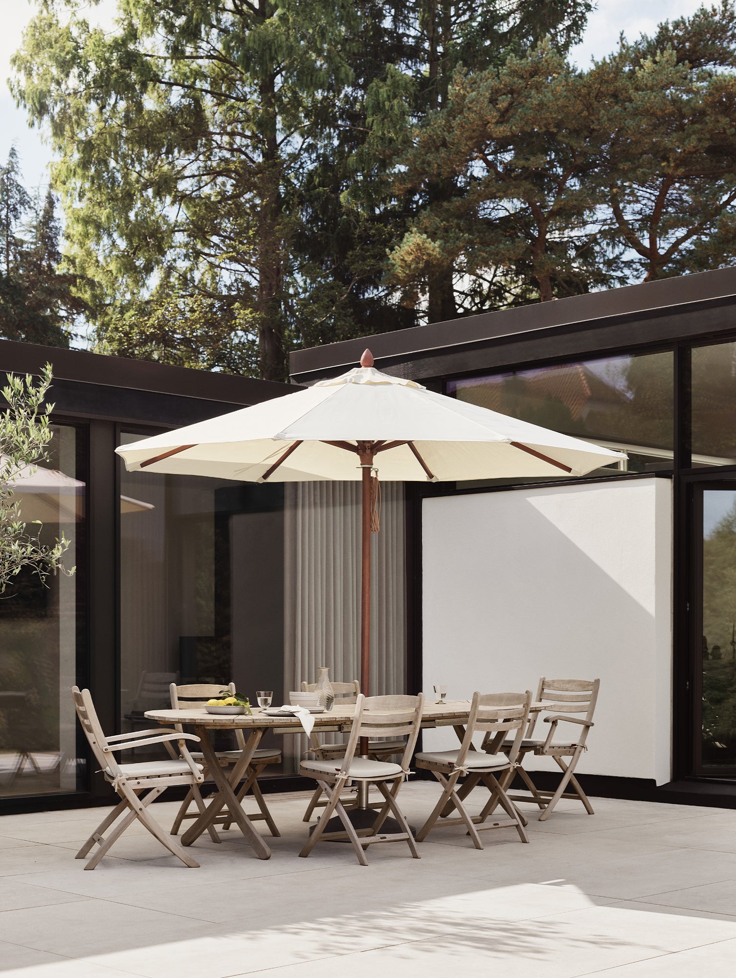 Selandia Armchair by Fritz Hansen