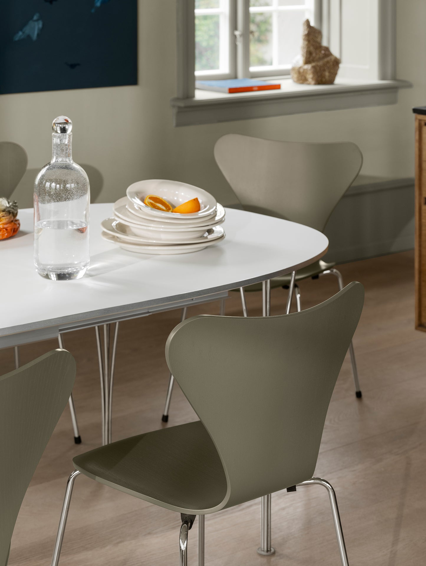 Series 7™ 3107 Dining Chair (Coloured Ash Wood) by Fritz Hansen - Olive Green